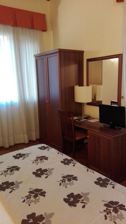 Corte Degli Estensi 3*